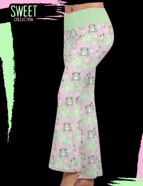 Little Frog Pastel Pink & Green Women’s Flare Yoga Pants